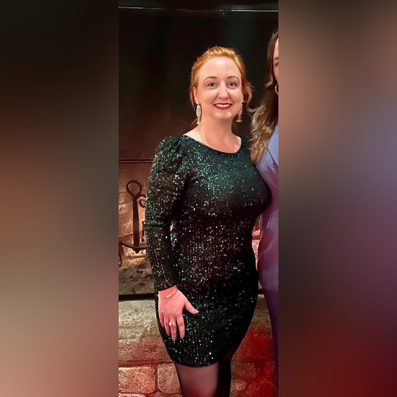 Green sequin sheath dress - Picture 3 of 3